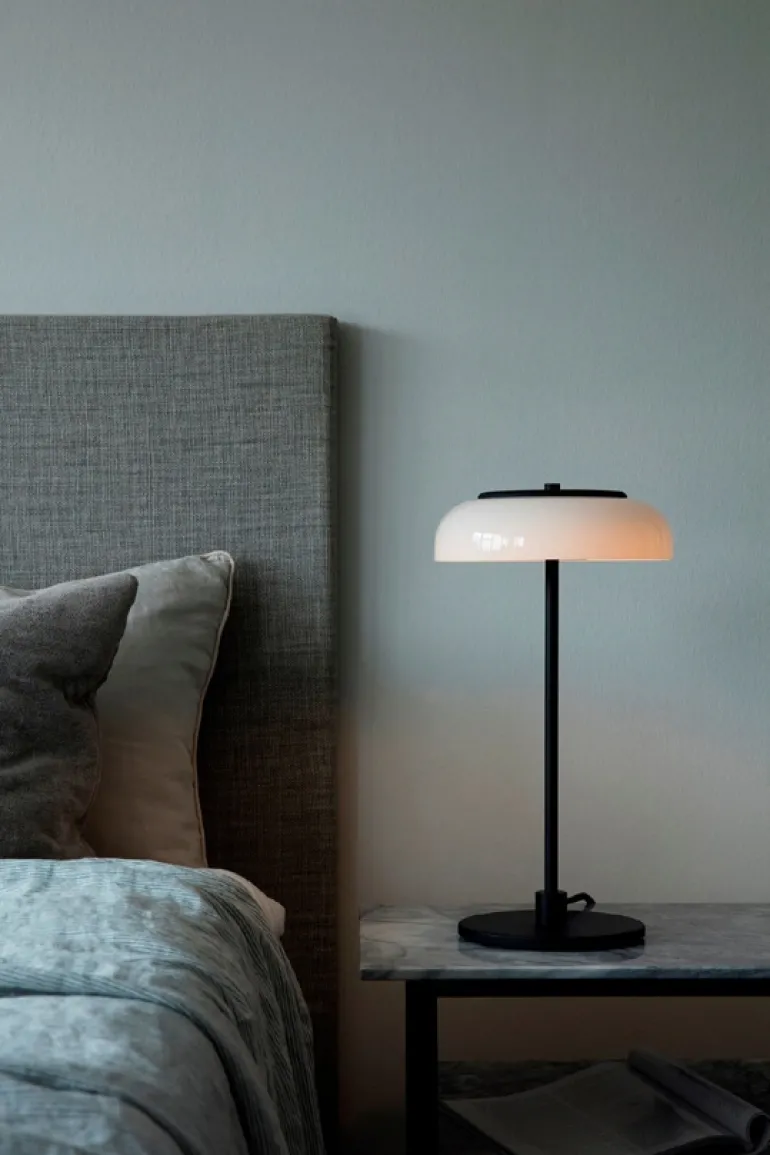 Blossi bordlampe, sort/opal