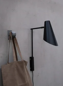 Cale væglampe m/arm, sort