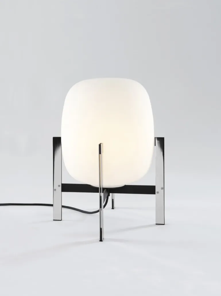 CESTA METÁLICA bordlampe u. læderhåndtag