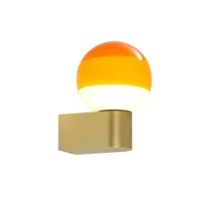 Dipping Light A1-13 væglampe, Rav/børstet messing