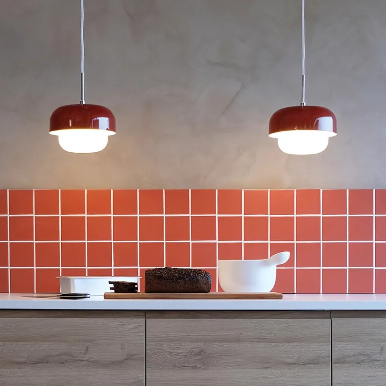 Haipot pendel, mørkerød