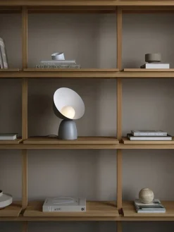 Hello bordlampe, grå