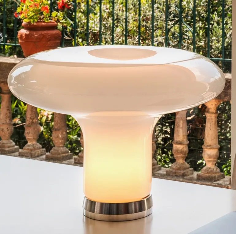 Lesbo bordlampe, hvid