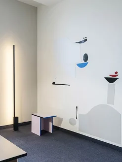 Linescapes gulvlampe, sort/grå