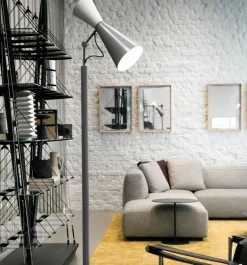 Parliament gulvlampe, hvid/mat grå