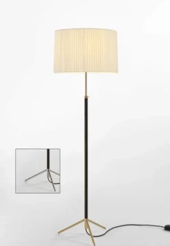 Pie de salón Gulvlampe G2 natur/krom