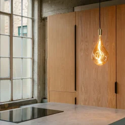 Tala Voronoi I E27 2W LED pære